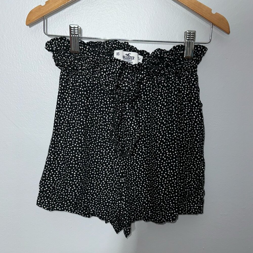 Hollister flowy shorts